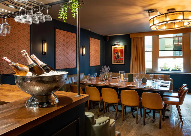 Opera Tavern 