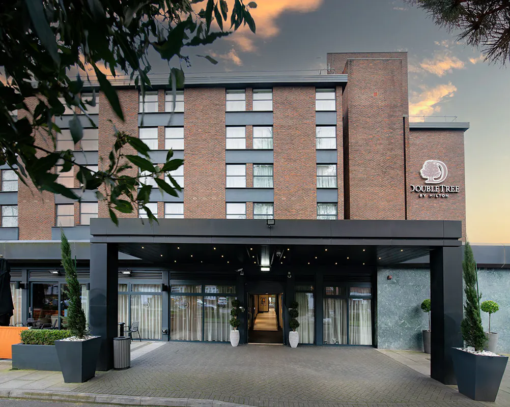 DoubleTree by Hilton Ealing