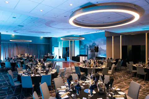 Winter wonderland sharer party night