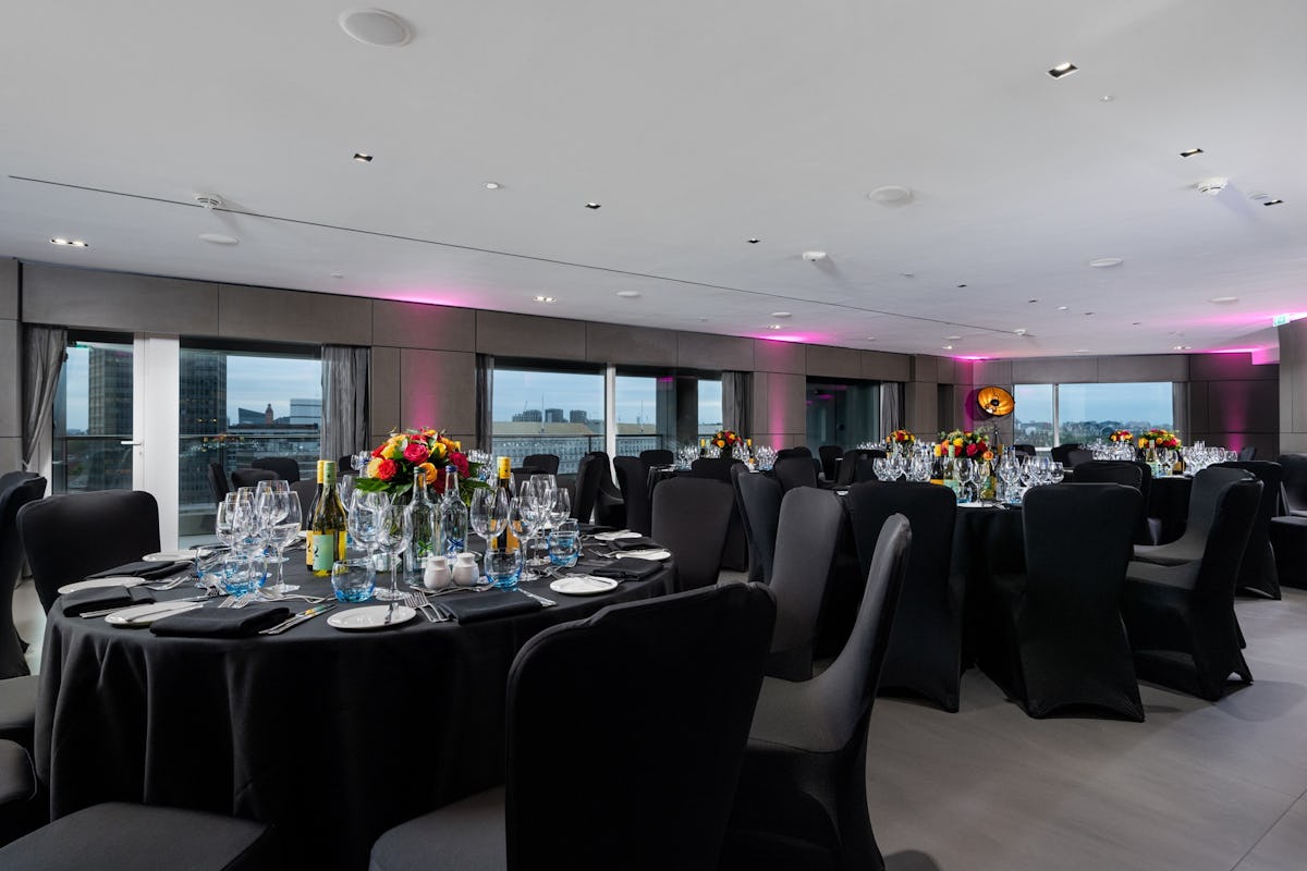 Park Plaza Riverbank
