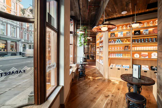 SCHENKE BAR