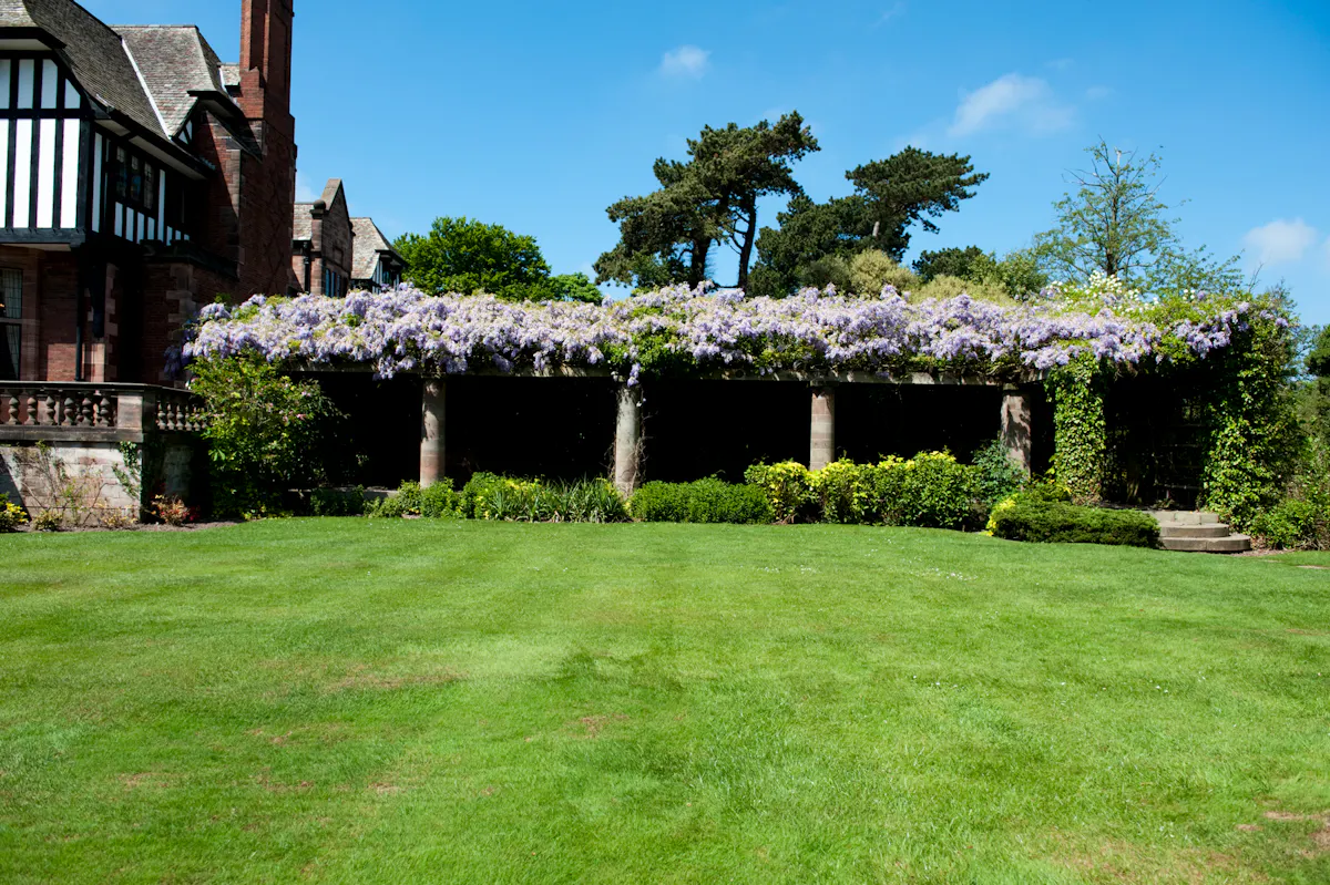 Inglewood Manor