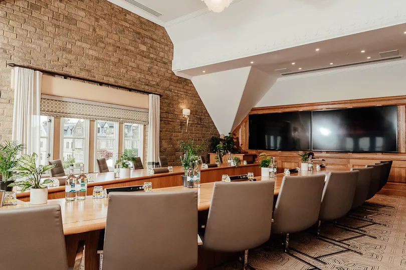 South Lodge, Exclusive Collection