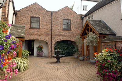 Donington Manor Hotel