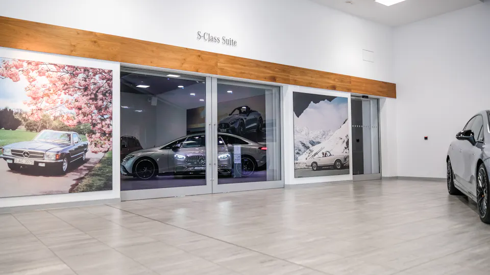 Mercedes-Benz World