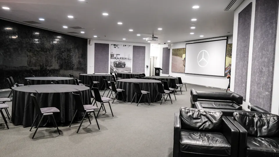 Mercedes-Benz World