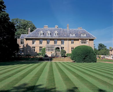Slaughters Manor House