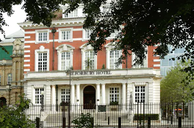 The Forbury Roseate