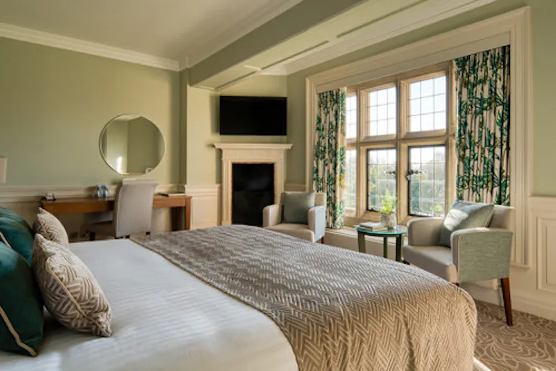 Fanhams Hall, Exclusive Collection