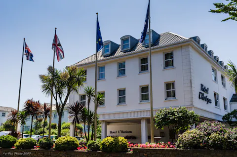 L’Horizon Beach Hotel & Spa