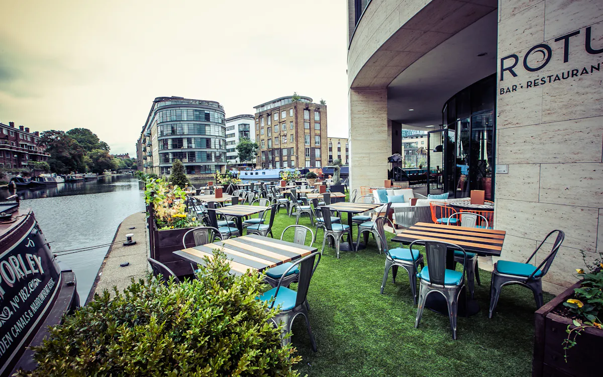 Rotunda Bar & Restaurant