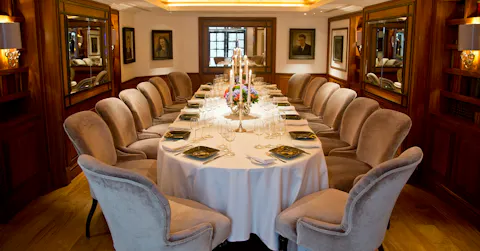 St. James's Hotel & Club