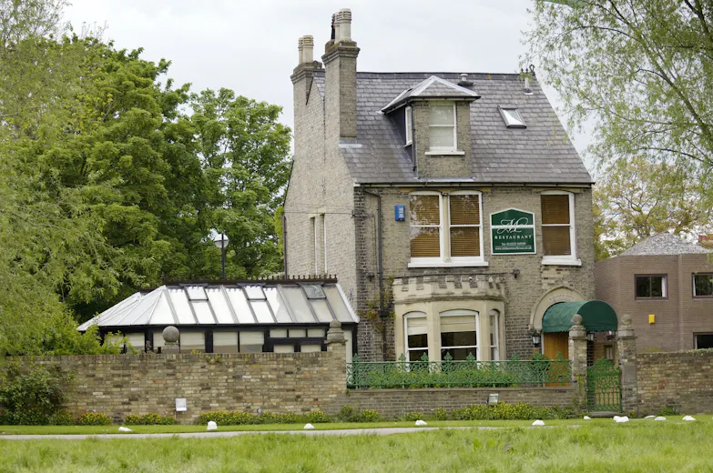 Midsummer House