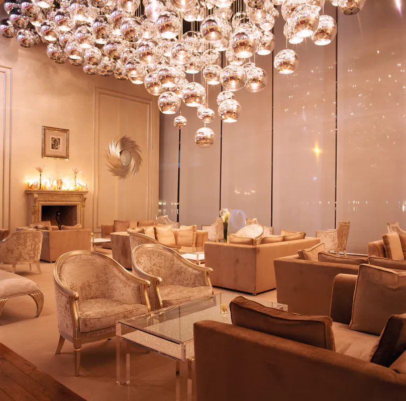 the g hotel