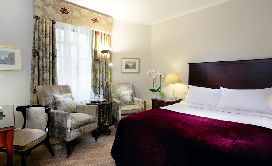 Macdonald Randolph Hotel