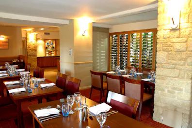 Oxford Witney Four Pillars Hotel