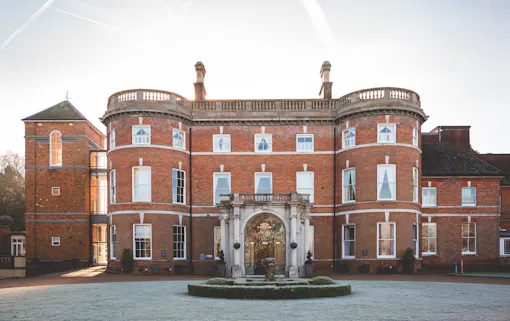 Oakley Hall Hotel