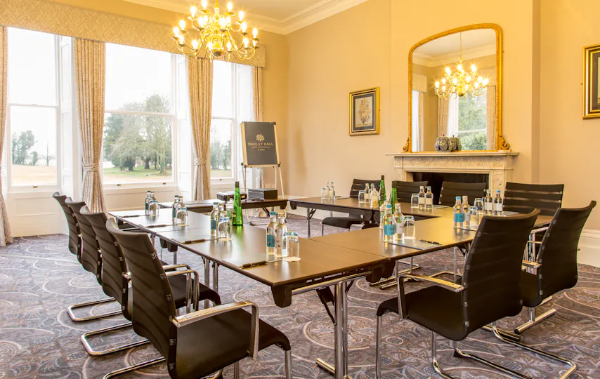 Oakley Hall Hotel