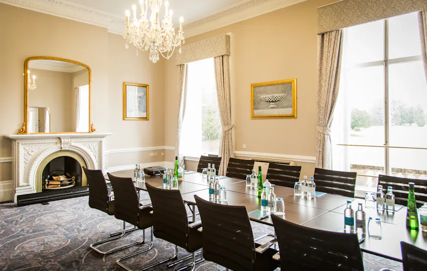 Oakley Hall Hotel