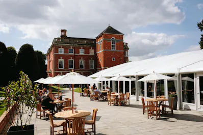 Oakley Hall Hotel