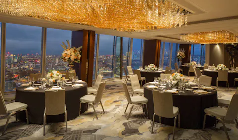 Shangri-La Hotel, At The Shard, London