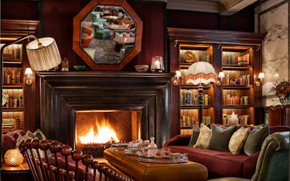 Scarfes Bar