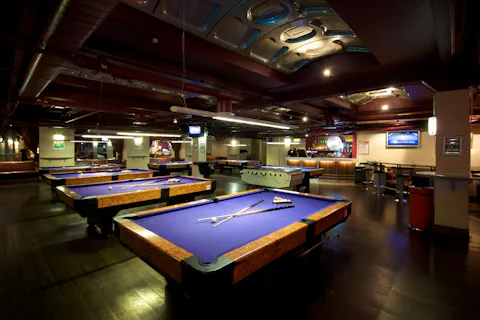 Ping & Pool at Namco Funscape