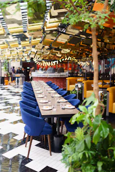 SEMI-PRIVATE DINING ROOM