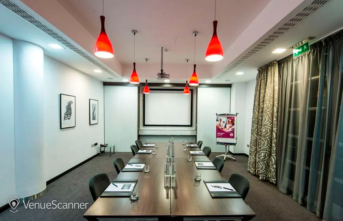 Crowne Plaza Kensington