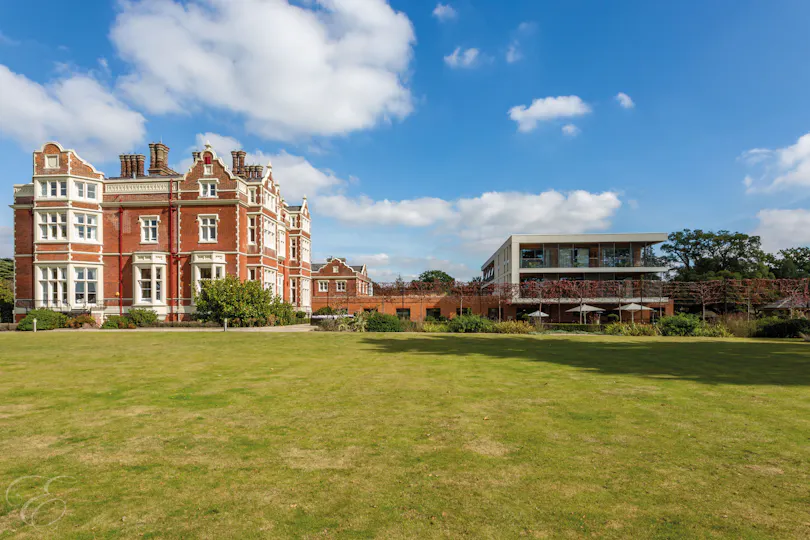 Wivenhoe House