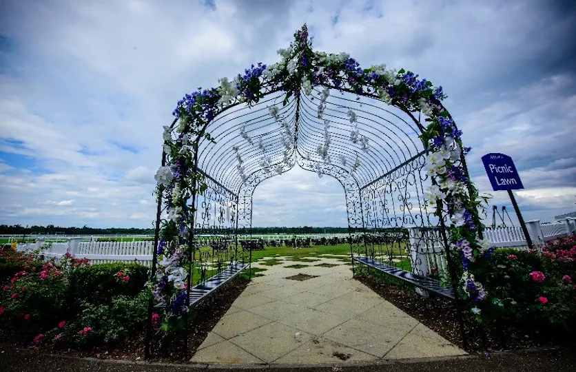 Large Banquets at Ascot Racecourse