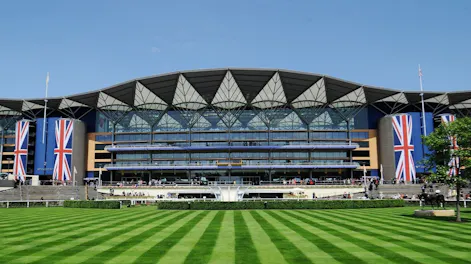 Large Banquets at Ascot Racecourse