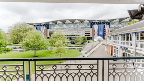 Large Banquets at Ascot Racecourse