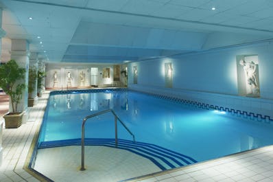 St Pierre Park Hotel & Golf Resort