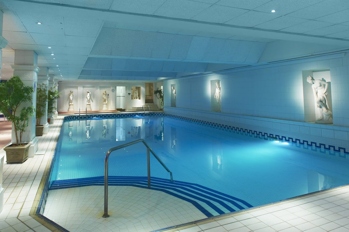 St Pierre Park Hotel & Golf Resort