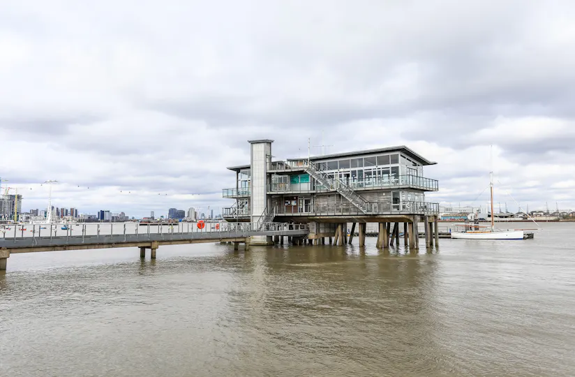 Greenwich Yacht Club 