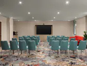 Hyatt Place London City East
