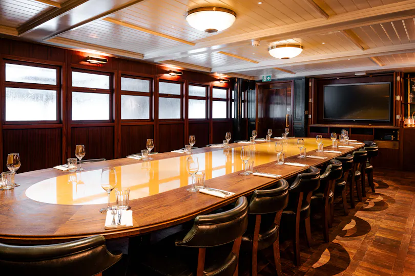 Hawksmoor Bar Wood Wharf