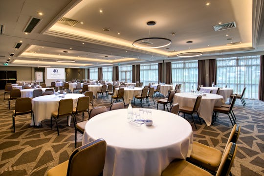 DoubleTree by Hilton Ealing