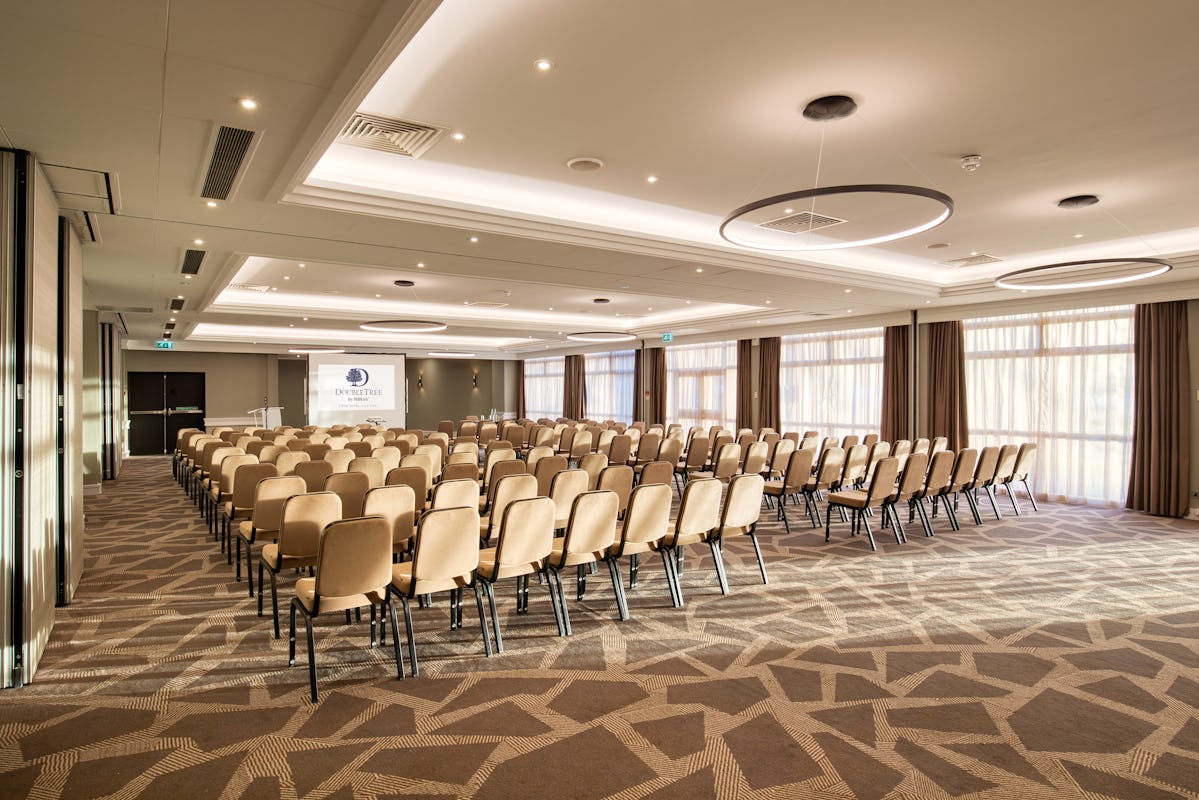 DoubleTree by Hilton Ealing