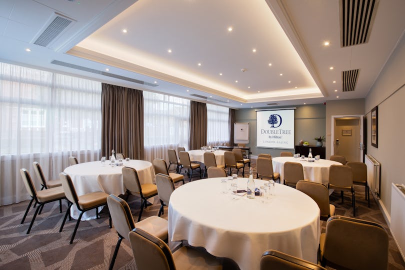 DoubleTree by Hilton Ealing