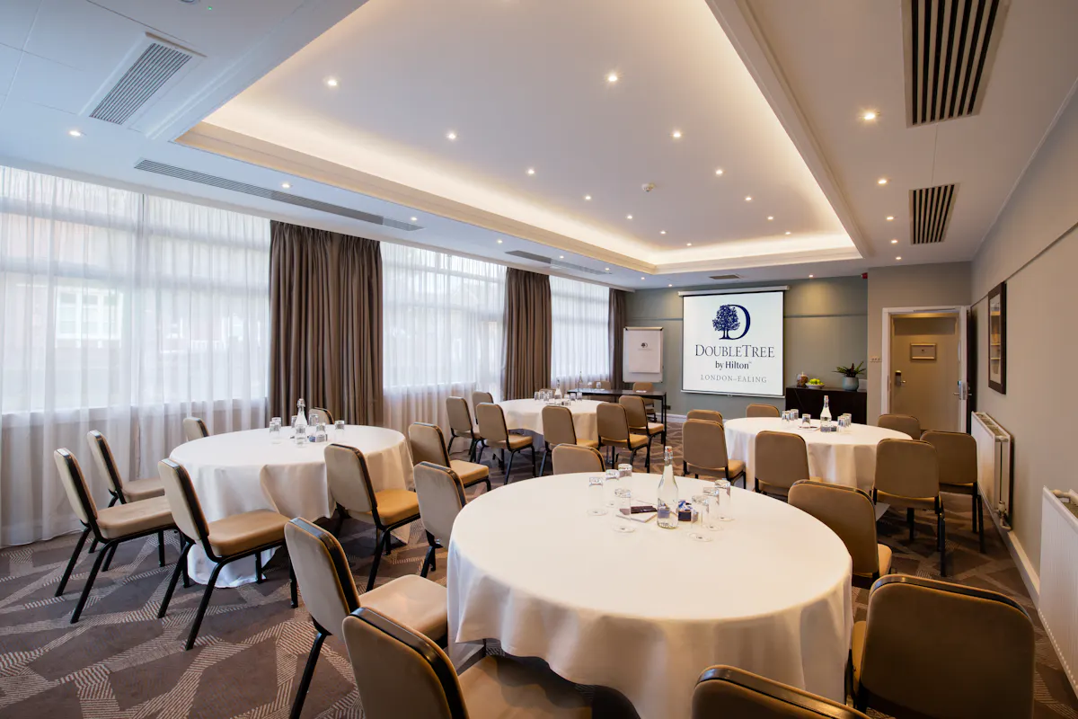 DoubleTree by Hilton Ealing