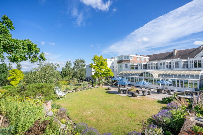 Bromley Court Hotel