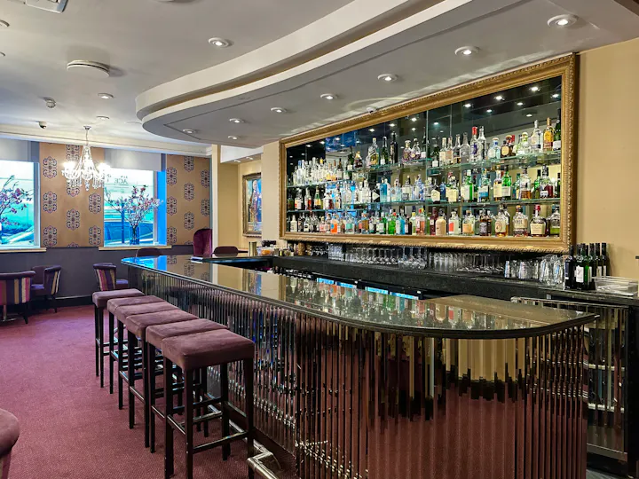 Strand Palace Hotel