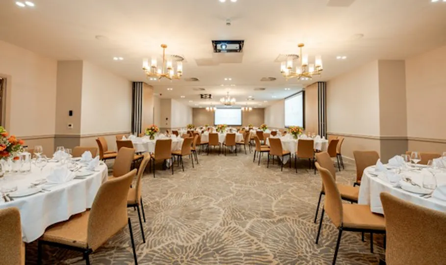Strand Palace Hotel