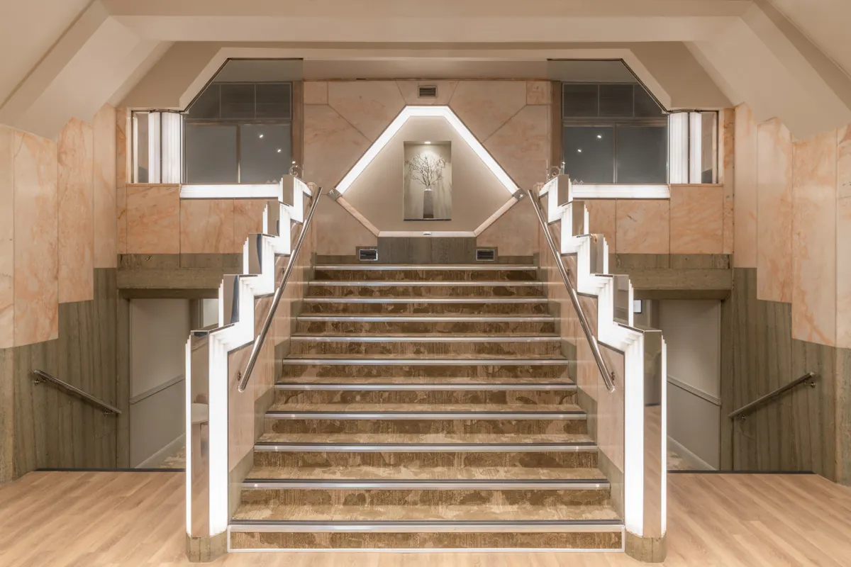 Strand Palace Hotel