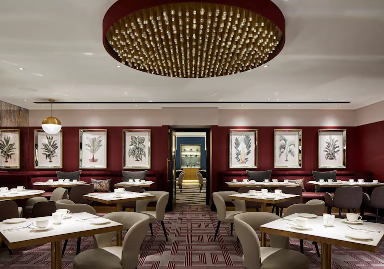 Strand Palace Hotel