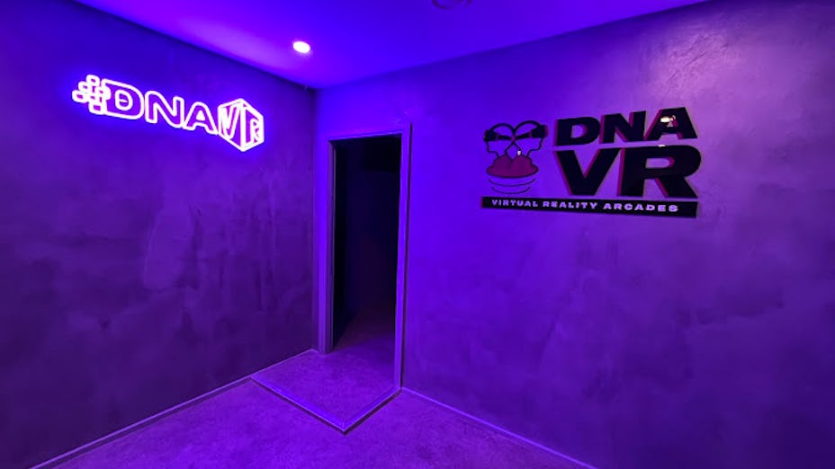 DNA VR Camden