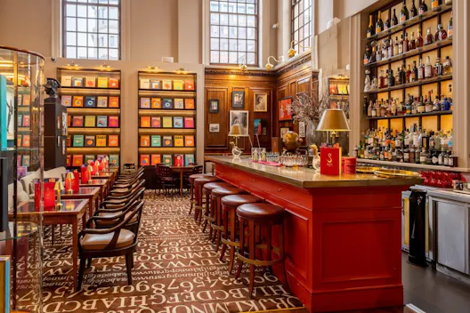 Swans Bar & Mezzanine