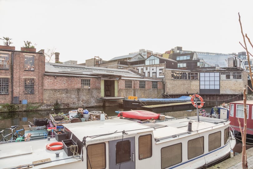 Hoxton Docks 